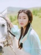 七爷,夫人又给你送律师函